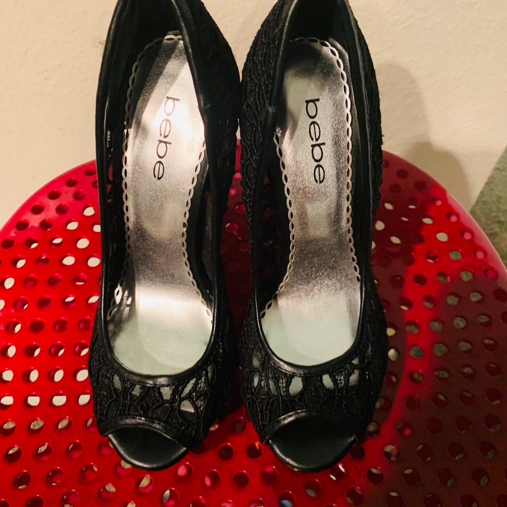 Heels - Picture 2 of 2